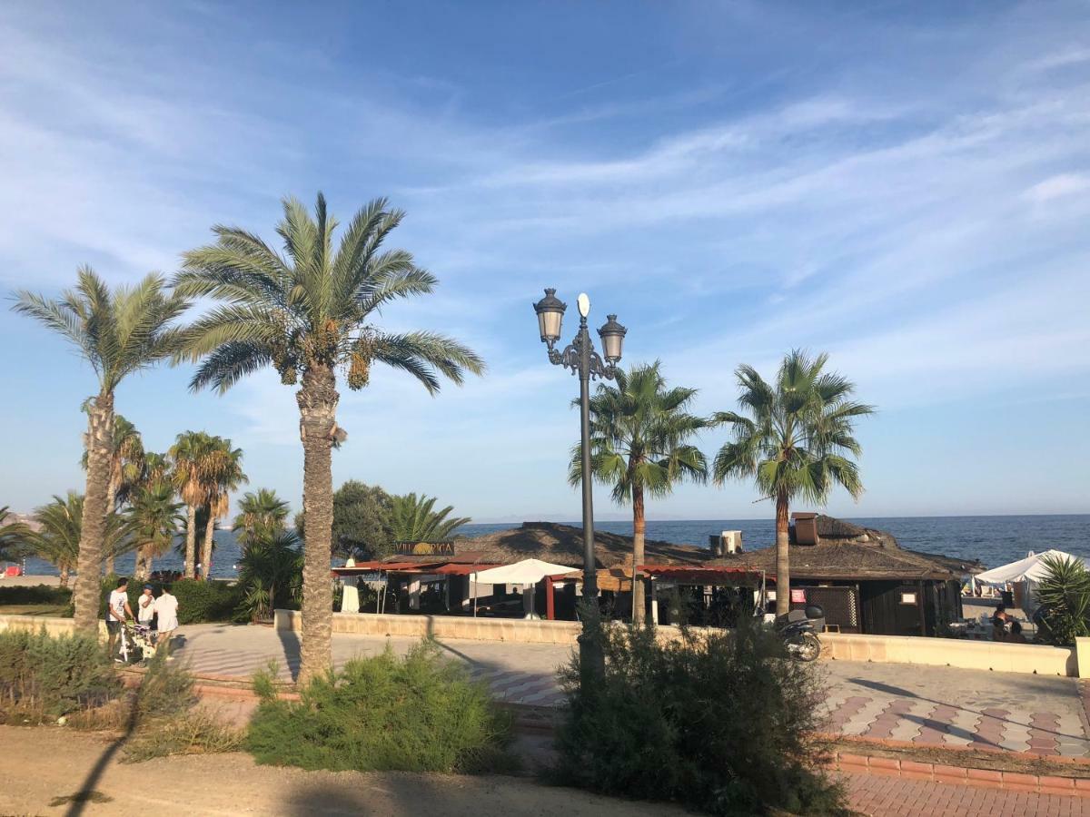 Gran Casa Con Terraza A 3 Min Playa Con Wifi - Rodeada De Servicios Roquetas de Mar Buitenkant foto