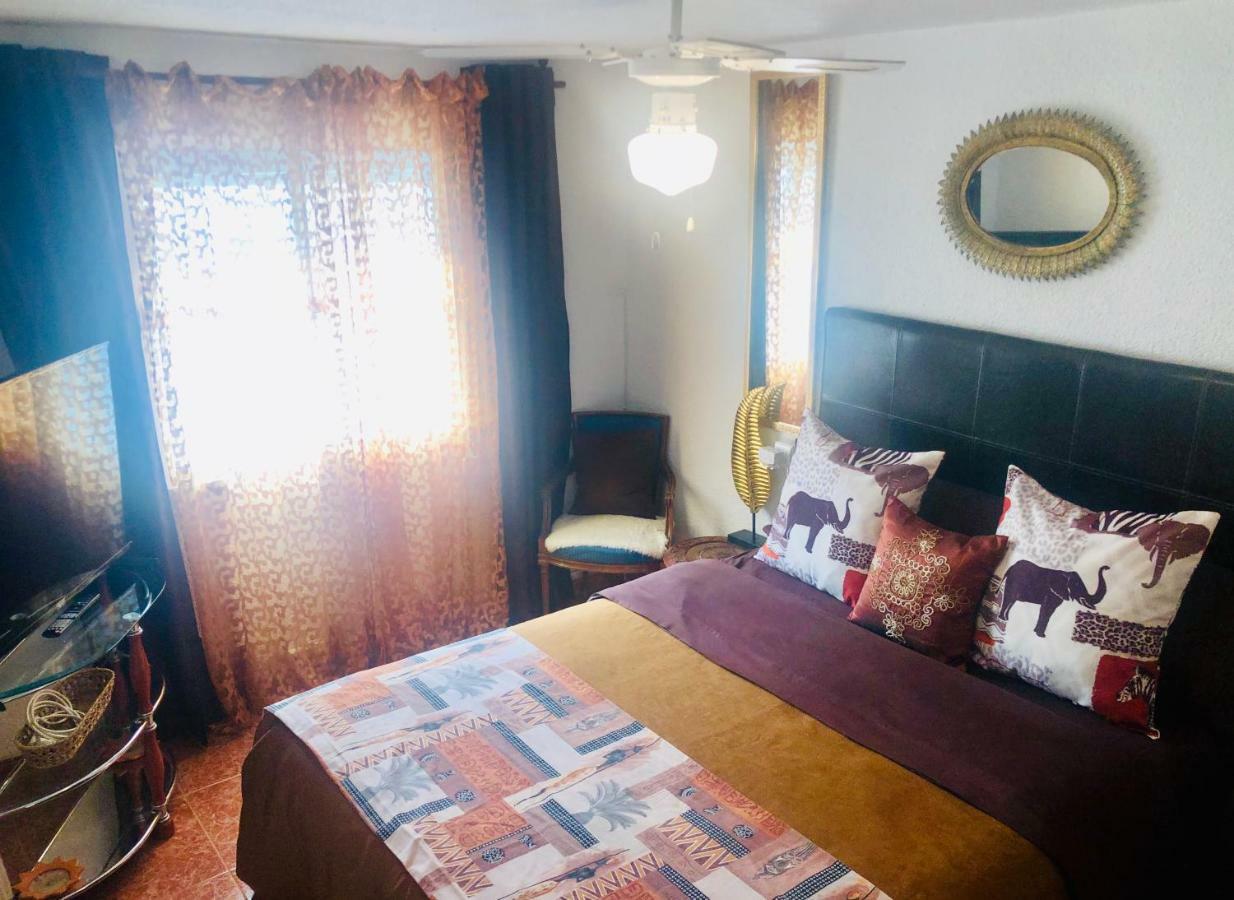 Gran Casa Con Terraza A 3 Min Playa Con Wifi - Rodeada De Servicios Roquetas de Mar Buitenkant foto