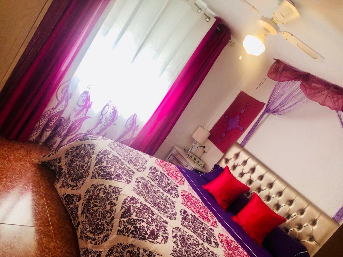 Gran Casa Con Terraza A 3 Min Playa Con Wifi - Rodeada De Servicios Roquetas de Mar Buitenkant foto